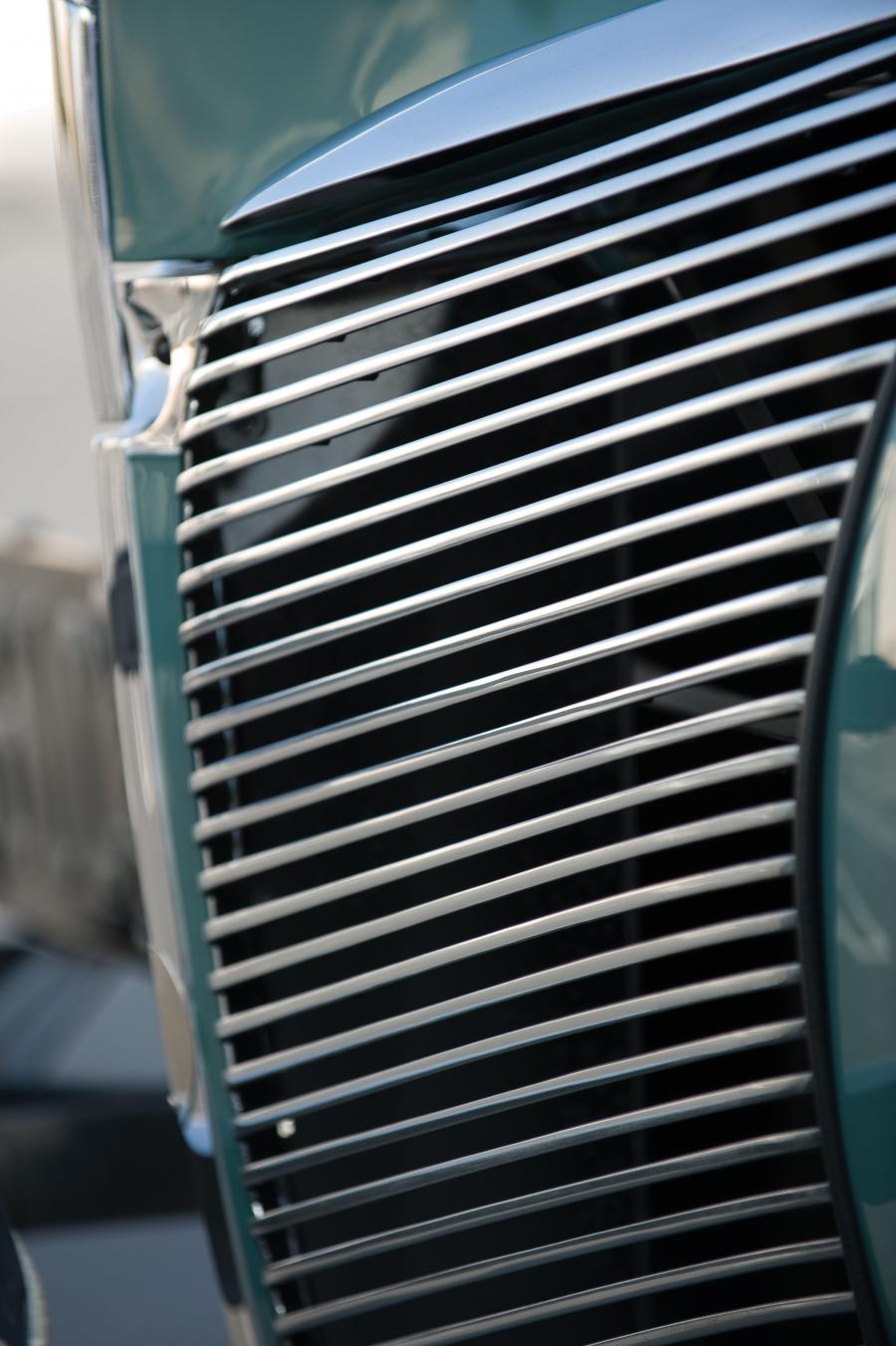  Mercury Eight Club Convertible 1940 года  (фото 2 из 7)